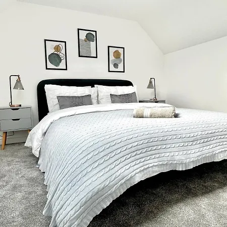 Central, Stylish - 2 Bed Property, The Stable @ Warrenfield, Free Wifi & Parking Orkney Exterior photo