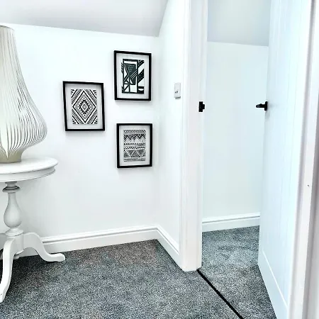 Central, Stylish - 2 Bed Property, The Stable @ Warrenfield, Free Wifi & Parking Orkney Exterior photo
